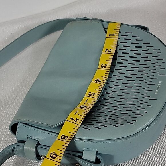 Skagen Lobelle SKY BLUE Mini Perforated Leather Saddle Bag Crossbody cut out - Picture 13 of 15